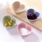 heart shape fruit snack sauce bowl food container tableware dinner plate B<<p
