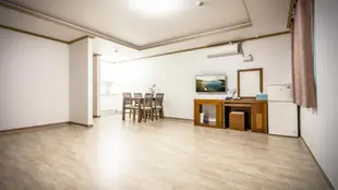 東海的1臥室 - 59平方公尺/1間專用衛浴Gangneung Naiad Pension Two Room - 18