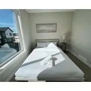 Hidden Gem 2 Br + Near Airport/highway