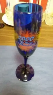 (ONE) COBALT BLUE FLUTED CHAMPAGNE GLASS 6 oz LIBBEY "2000 THE NEW MILLENNIUM"