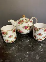 Royal Albert Old Country Roses 1998 Large Teapot 2 Mugs Gold Trim SIGNED