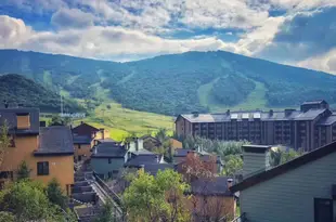 吉林松花湖冬眠雪景別墅