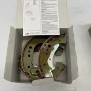 Genuine Volkswagen Brake Shoes With Lining 2Q0698525E