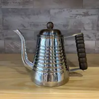 在飛比找蝦皮購物優惠-日本 Kalita 原木手把手沖壺 波紋 不銹鋼 手沖壺 細