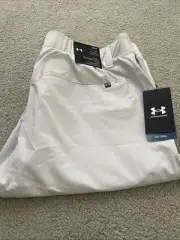 Under Armour Mens Sz 38x32 Tapered UA Golf Pants Light Grey Stretch Fabric NWT