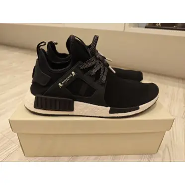 adidas gazelle silver green womens adidas NMD Primeblue Mens Lifestyle Shoe Black White GZ9258 – Shoe Palace main image 1
