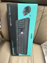 Logitech Advanced Combo Wireless Keyboard & Mouse 920-008701