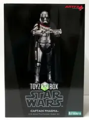 In STOCK Kotobukiya Star Wars "Captain Phasma" The Force Awakens Artfx+ Statue