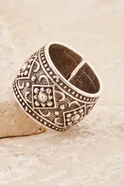 The Daisy Ring--SKYE-SKA4222
