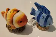 Cracker Barrel Clown Fish & Angel Fish Mini Salt & Pepper Shakers (NEW)