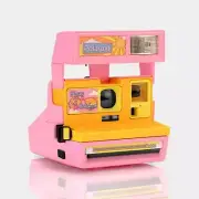 Polaroid 600 Camera - Malibu Barbie