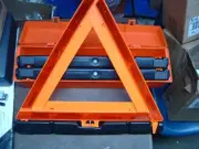 3 NEW SIGNAL STAT REFLECTIVE ROAD SAFETY EMERGENCY WARNING TRIANGLES WITH CASE