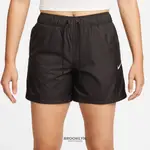 NIKE 短褲 NSW 黑底白勾 尼龍 風衣材質 訓練 運動褲 女 (布魯克林) DM6761-010