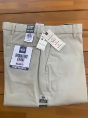 MEN'S DOCKERS SIGNATURE KHAKI PANTS. RELAXED FIT. Flat Front 34 x 30