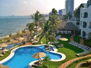 Playa Caracol Hotel & Spa