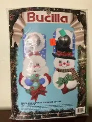 NOS Vintage 1991 Bucilla "SANTA and SNOWMAN" Doorknob Covers Kit #82756