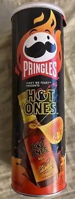 NEW RELEASE PRINGLES HOT ONES ROJO FLAVOR POTATO CRISPS CHIPS 5.5 OZ (158g) CAN