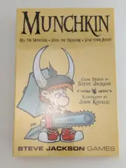 Munchkin Color Card Board Game From Steve Jackson Games SJG 1408 **DING DENT**