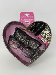 Betsey Johnson Readers Square Set t 2 Reading Glasses +3.00 NIB valentine’s day
