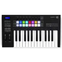 在飛比找momo購物網優惠-【Novation】LaunchKey 25 MK3 主控鍵