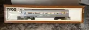 HO Tyco Amtrak Streamliner Coach Car 521N NOS