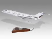 Bombardier Global 6000 Netjets Version 2 Desk Wood Airplane Model Small 1/100