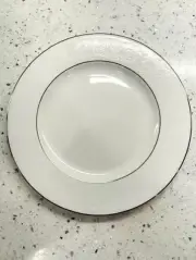 LENOX Artemis Silver Rim BONE CHINA - SALAD/DESSERT plate - NEW WITH TAGS