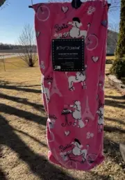 Betsey Johnson Pink Plush Throw 50" x 60" POODLE IN PARIS Brand New With Tags.
