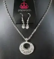 Paparazzi Net Worth Necklace And Earrings ~ White ~ NWT