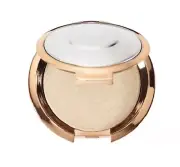 BECCA Light Chaser Highlighter Pearl Flashes Gold-creamy pearl w/ a golden shift