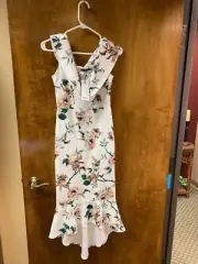 NWT "Boohoo" Tammi Floral Bardot Frill Hem Midi Dress. Women's size 8