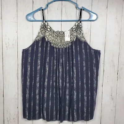 Maurices Women's Rayon Tank Top w Floral Crochet Detail Size 0 Black White NWT
