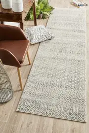 Summon Diamond Grey Transitional Runner Rug