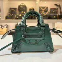 在飛比找PopChill優惠-[二手] Balenciaga 小牛皮鱷魚紋 Neo Cit