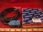 Honeywell Micro Switch FE7C-TC6E-M Photoelectric Sensor Control 10-28vdc Nib New