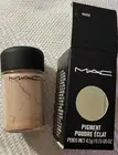 MAC VERSATILE LOOSE POWDER, HIGH-INTENSITY COLOR, EASILY BLENDABLE Brand New