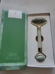 NIB Sherrie Matthews Acupunture Jade Roller