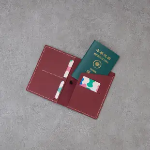 Be Two︱護照套 護照夾 真皮皮套 出國旅遊 客製禮物 passport case/ 紅色牛皮手工護照夾/ 壓印字母 +0（限大寫英文）