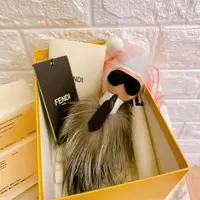 在飛比找PopChill優惠-[二手] 近新專櫃正品大全配✨FENDI Love Karl