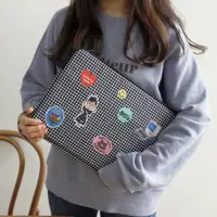 在飛比找ETMall東森購物網優惠-韓國oohlala時尚手拿電腦包平板