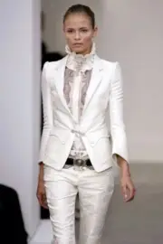 Balenciaga by Nicolas Ghesquière Ivory White Tailored Baroque Jacket Fr 36 NWT