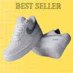 耐吉 AIR FORCE 1 鞋款白色黑色 PREMIUM NIKE AIR FORCE 1 鞋款 ORIGINAL