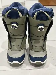 Brand New in Box Women’s Salomon Ivy Boa SJ Snowboard Boots