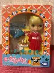 Takara tomy neo blythe doll Mrs. Retro Mama