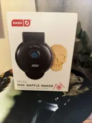 Dash Skull Shaped Mini Nonstick Waffle Maker Black Halloween Breakfast 4" - NEW