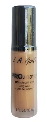 LA GIRL Pro Matte Foundation Soft Honey GLM677 Beige Brown