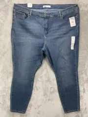 NWT Levi Strauss Signature Gold Mid-Rise Skinny Jeans 24S 37x28 (Real 44x27)