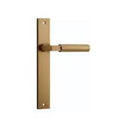 Iver Berlin Lever Handle on Rectangular Backplate Brushed Brass