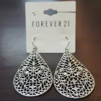 在飛比找蝦皮購物優惠-Forever21耳環