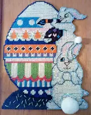 Plastic Canvas *FINISHED* Item----Painting Bunnies